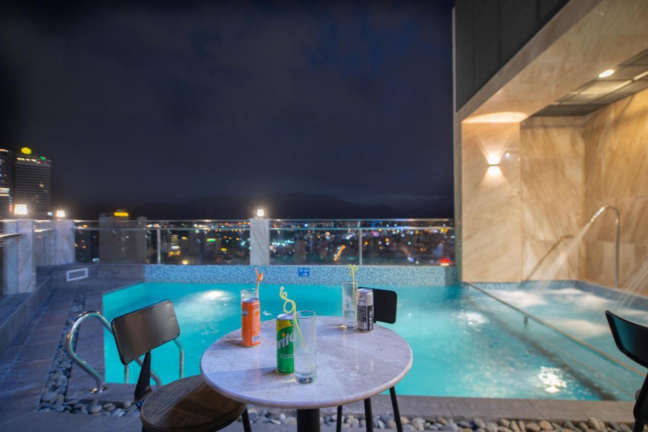 Zenia Boutique Hotel Nha Trang Exteriör bild